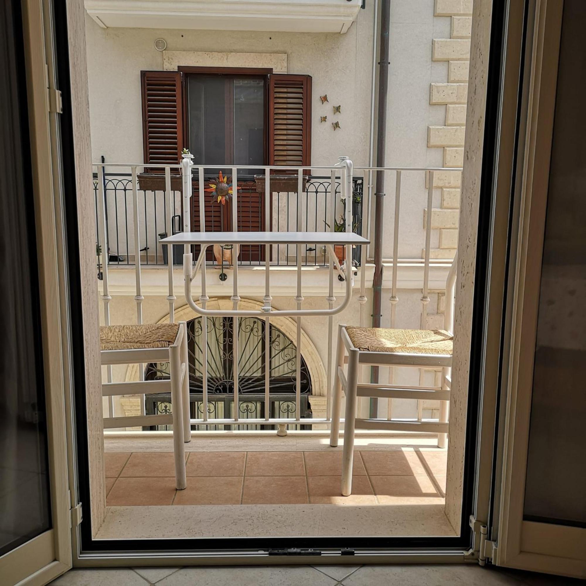 Dimora Trinity - Central Rooms Polignano a Mare Exterior foto